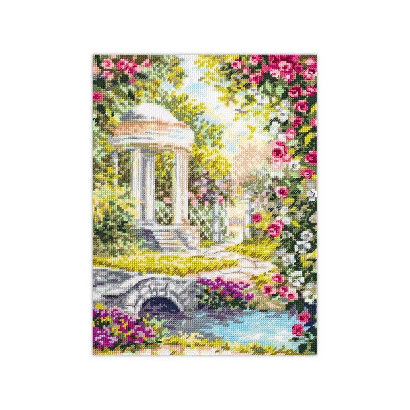 Embroidery kit The Rotunda Embroidery kit The Rotunda
