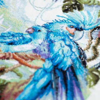 Embroidery kit Lost World