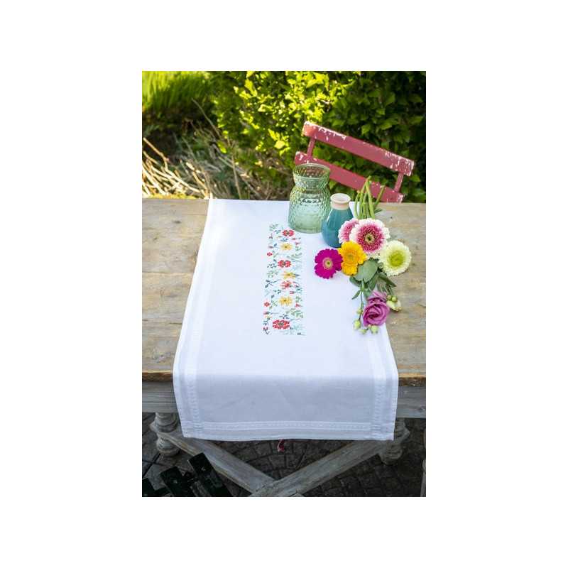 Bedruckter Läuferpackung frische Blumen