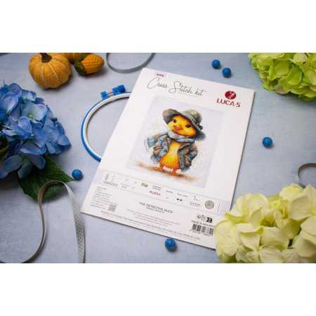 Embroidery kit The Detective Duck