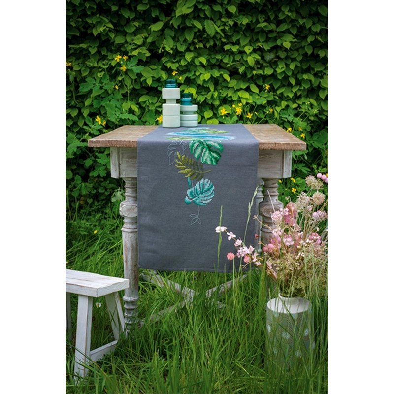 Table runner kit Botanical leaves