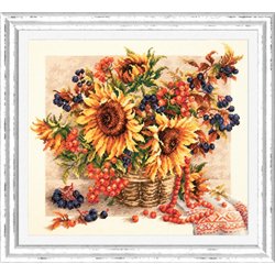 Embroidery kit Rowanberries Garland