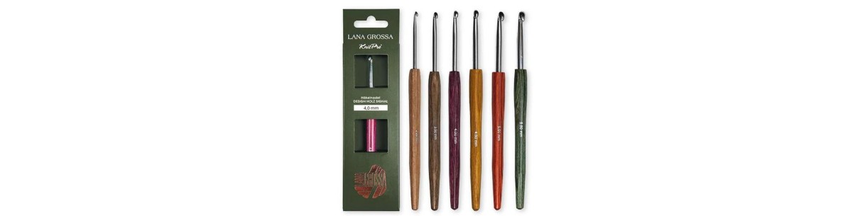 Lana Grossa Wollhäkelnadeln mit Holz-Griff